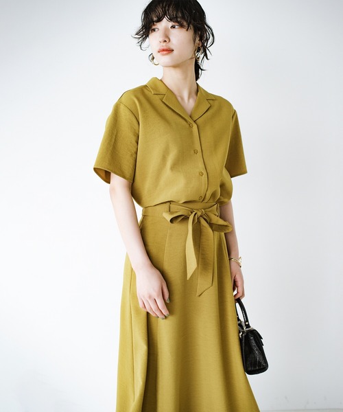 haco!（ハコ）の「雨にも負けず賢くきれいにお手軽に！楽ちんなのにきちんと見えする　お仕事にも便利な撥水加工の開衿シャツ（シャツ/ブラウス・レディース・マスタード/ダークネイビー・SMALL/MEDIUM/LARGE/X-LARGE）」の12枚目の写真