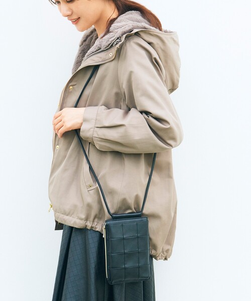 grove（グローブ）の「◆新色追加！ブロックマルチミニショルダー（ショルダーバッグ・レディース・ライトグレー/ブラック/グリーン/マスタード/レッド系1/ダークグレー/ブラウン系・00）」の2枚目の写真