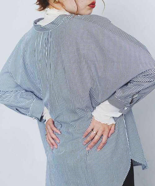 le.coeur blanc（ルクールブラン）の「シアータートル（Tシャツ/カットソー・レディース・ブラック/グリーン/アイボリー・38）」の13枚目の写真