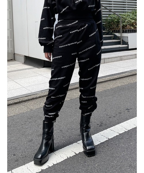 ENVYM（アンビー）の「オールロゴジョガーＰＴ（その他パンツ・レディース・ホワイト/ブラック・FREE）」の11枚目の写真