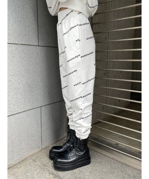ENVYM（アンビー）の「オールロゴジョガーＰＴ（その他パンツ・レディース・ホワイト/ブラック・FREE）」の19枚目の写真