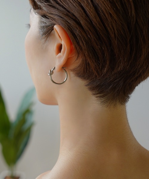 金属アレルギー対応 ノットモチーフフープピアス S0757【IAMUSE