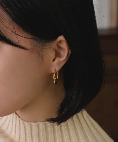 金属アレルギー対応 ノットモチーフフープピアス S0757【IAMUSE