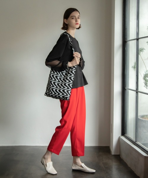 VACANCY(ヴァカンシー)の「ウェーブ柄ニットトートバッグ(トートバッグ・レディース・ブラック/オレンジ・FREE)」の4枚目の写真