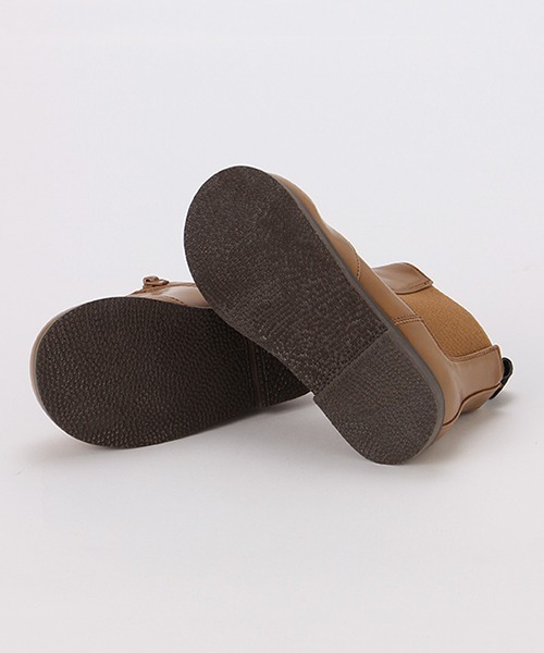 petit main(プティマイン)の「サイドゴアブーツ(スニーカー・キッズ・ブラック/モカ・16cm/15cm/14cm/18cm/17cm/19cm)」の7枚目の写真