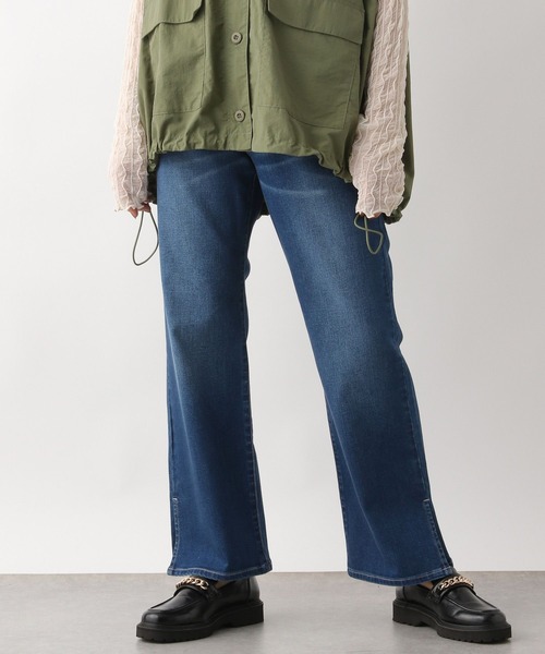 LEPSIM（レプシィム）の「フレアスリットデニムパンツ　295668（デニムパンツ・レディース・ライトブルー/ブルー・MEDIUM/LARGE）」の2枚目の写真