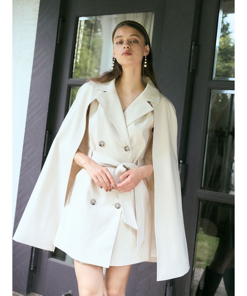 DURAS（デュラス）の「ケープ付き２ＷＡＹコート（その他アウター・レディース・ブラック/ベージュ/アイボリー・FREE）」の4枚目の写真