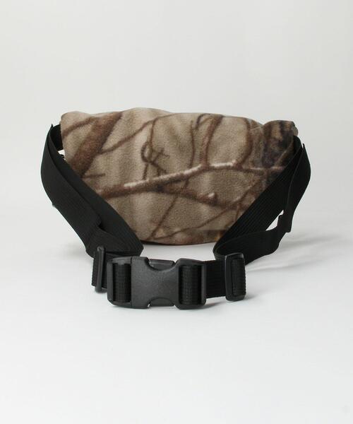 BATTLE LAKE(バトルレイク)の「<BATTLE LAKE OUTDOORS> FLEECE WAIST BAG CAMO/バッグ(ボディバッグ/ウエストポーチ・メンズ・ブラウン・FREE)」の3枚目の写真