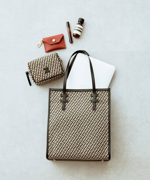 IACUCCI（イアクッチ）の「モノグランマ M JACQUARD/RUGA