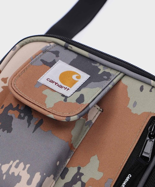 Carhartt WIP(カーハートダブリューアイピー)の「Carhartt WIP/カーハート/ ESSENTIALS BAG SMALL /I006285(ショルダーバッグ・メンズ・ブラック/カモフラージュ/グリーン/ブラウン/パープル・ONE SIZE)」の17枚目の写真