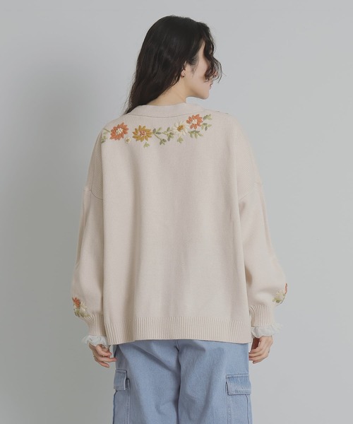 HANAEMORI 花柄刺繍 長袖カーディガン 　新品未使用♡ Vネックカーディガン 花柄 刺繍 高齢者 あったか 柔らかい 前