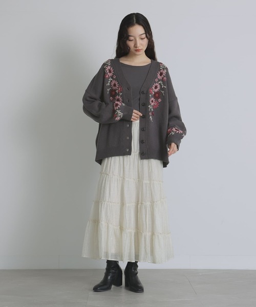 新品未使用BEARDSLEY⭐花柄刺繍 長袖カーディガン 黒 BEARDSLEY 花柄刺繍 カーディガン