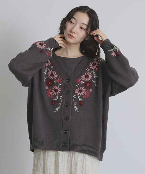 花柄手刺繍ニットカーディガン』（カーディガン/ボレロ