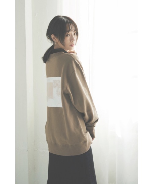 N WITH.（エヌウィズ）の「アートプリントスウェット（スウェット・レディース・ブラック/ベージュ/カーキブラウン・FREE）」の10枚目の写真
