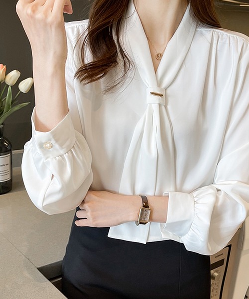 Felt-Maglietta（フェルトマリエッタ）の「リボンタイブラウス（シャツ/ブラウス・レディース・ホワイト/ブラック/ネイビー/レッド/ピンク/ライトグリーン/イエロー/ピンクベージュ/ベージュ・FREE/X-LARGE/LARGE/MEDIUM）」の15枚目の写真