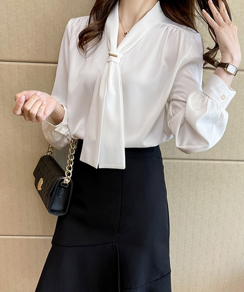 Felt-Maglietta（フェルトマリエッタ）の「リボンタイブラウス（シャツ/ブラウス・レディース・ホワイト/ブラック/ネイビー/レッド/ピンク/ライトグリーン/イエロー/ピンクベージュ/ベージュ・FREE/X-LARGE/LARGE/MEDIUM）」の12枚目の写真