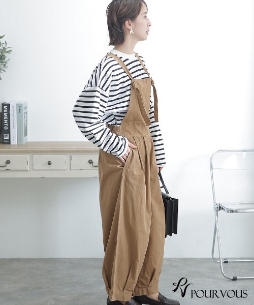 ElegChic(エレグシック)の「バルーンサロペットパンツ(サロペット/オーバーオール・レディース・カーキ/ブラック/ベージュ・4L/XL/L/3L/M)」の9枚目の写真