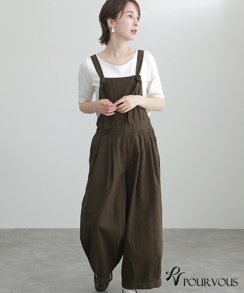 ElegChic(エレグシック)の「バルーンサロペットパンツ(サロペット/オーバーオール・レディース・カーキ/ブラック/ベージュ・4L/XL/L/3L/M)」の12枚目の写真