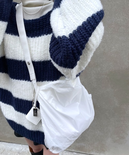 loti(ロティ)の「loti ナイロンエコBAGトート(ショルダーバッグ・レディース・ブラック/オフホワイト/ブルー・FREE)」の8枚目の写真