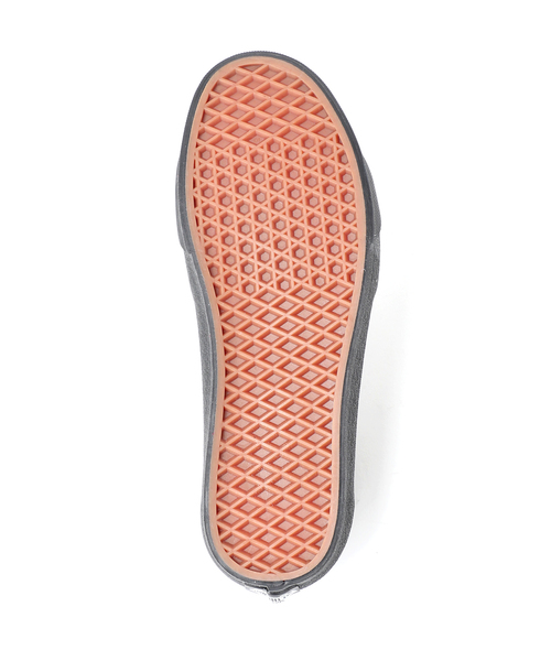 VANS(バンズ)の「”販路限定”【VANS / ヴァンズ】 SK8-LOW(スニーカー・メンズ・チャコールグレー・100/105/7.5/XX-SMALL/8.5/9/9.5)」の17枚目の写真