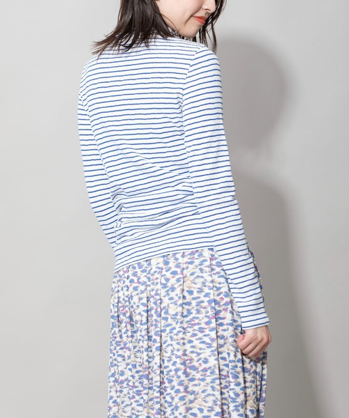 Munich（ミューニック）の「ツイストクレープジャージタートルネックプルオーバー（Tシャツ/カットソー・レディース・ホワイト/ブラック/ブラック×ホワイト/ブルー系その他/ラベンダー・FREE）」の17枚目の写真