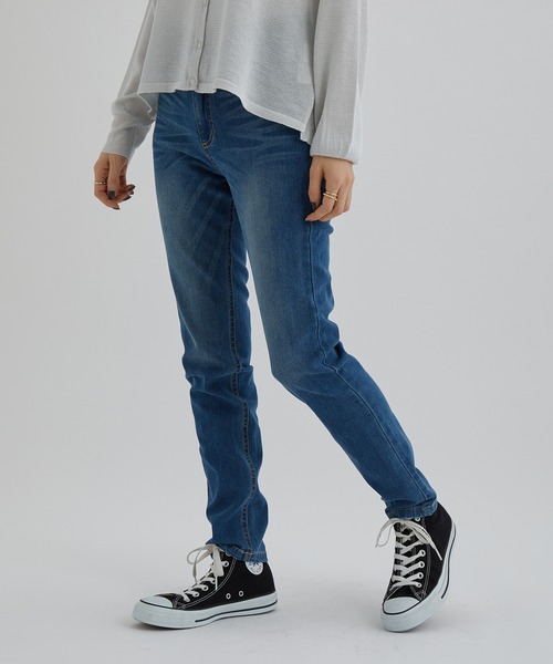 Jayro(ジャイロ)の「【魔法のスキニー】ストレッチデニムパンツ(デニムパンツ・レディース・ネイビー/ブルー・M/L)」の4枚目の写真