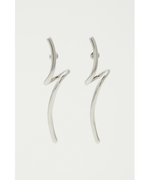 rienda（リエンダ）の「ツイストニュアンスピアス（ピアス（両耳用）・レディース・ゴールド/シルバー・FREE）」の5枚目の写真