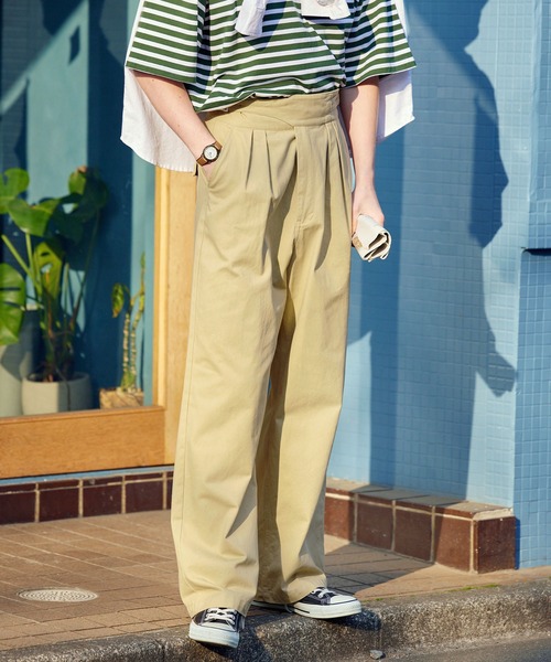 タックワイドシルエットグルカチノパンツ EMMA CLOTHES（チノパンツ