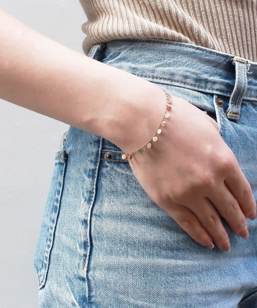 Enasoluna（エナソルーナ）の「enasoluna Flat bracelet（ブレスレット・レディース・ゴールド・FREE）」の5枚目の写真
