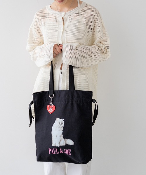 PAUL&JOE(ポールアンドジョー)の「PAUL & JOE ACCESSOIRES (ポール&ジョーアクセソワ) トートバッグ キャンバス・フォトプリント PJA-B823 ポールアンドジョー(トートバッグ・レディース・ブラック/アイボリー・FREE)」の3枚目の写真