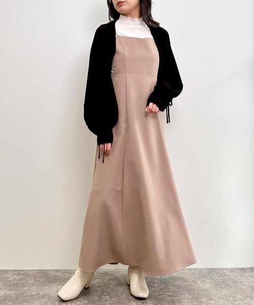 INGNI(イング)の「サイドカッティングフレアキャミワンピース(ワンピース・レディース・モカ/ブラック・M)」の13枚目の写真