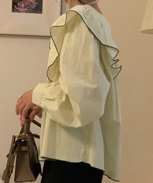 DAY CLOSET(デイ クローゼット)の「レディース スクエアネックフリルパフスリーブブラウス(シャツ/ブラウス・レディース・クリーム・ONE SIZE)」の8枚目の写真