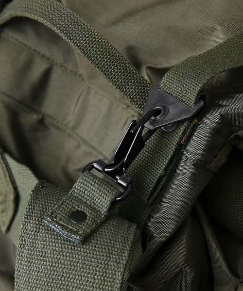 MILITARY(ミリタリー)の「実物 新品 デッドストック オーストリア軍 WATER REPELLENT バックパック(バックパック/リュック・メンズ・オリーブ・ONE SIZE)」の16枚目の写真