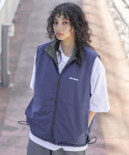 BEN DAVIS（ベンデイビス）の「【BEN DAVIS(ベンデイビス)】REVERSIBLE STAND COLLAR VEST / リバーシブル スタンドカラー ワッペン ベスト（ベスト・メンズ・カーキ/ブルー系その他/チャコール・MEDIUM/LARGE/X-LARGE）」の18枚目の写真