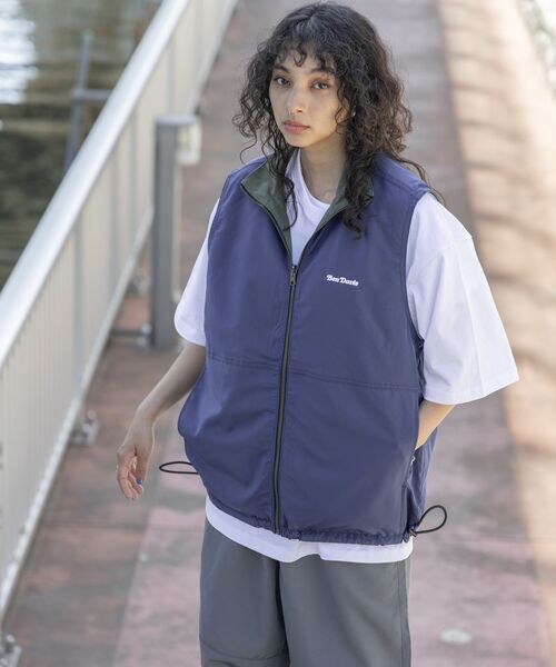 BEN DAVIS（ベンデイビス）の「【BEN DAVIS(ベンデイビス)】REVERSIBLE STAND COLLAR VEST / リバーシブル スタンドカラー ワッペン ベスト（ベスト・メンズ・カーキ/ブルー系その他/チャコール・MEDIUM/LARGE/X-LARGE）」の19枚目の写真