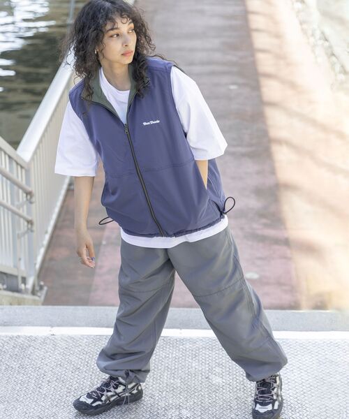 BEN DAVIS（ベンデイビス）の「【BEN DAVIS(ベンデイビス)】REVERSIBLE STAND COLLAR VEST / リバーシブル スタンドカラー ワッペン ベスト（ベスト・メンズ・カーキ/ブルー系その他/チャコール・MEDIUM/LARGE/X-LARGE）」の20枚目の写真