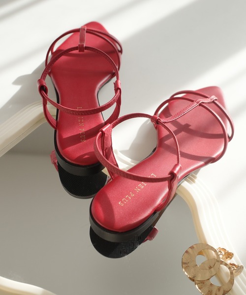 AmiAmi(アミアミ)の「【2025春夏再販!】Tストラップポインテッドトゥサンダル/ローヒール(サンダル・レディース・ブラック/ベージュ/アイボリー/グレイッシュベージュ/シルバー/ゴールド/ダークブラウン・LL/M/S/L)」の18枚目の写真