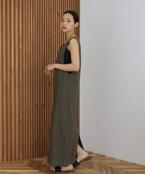 hellam（へラム）の「ステッチ配色ジャンスカ（ジャンパースカート・レディース・ブラック/カーキ/グレー・FREE）」の3枚目の写真