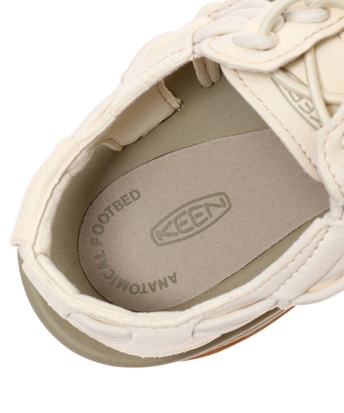 KEEN（キーン）の「KEEN UNEEK 1018698（サンダル・レディース・ホワイト・24㎝/23.5㎝/23㎝/25㎝）」の7枚目の写真
