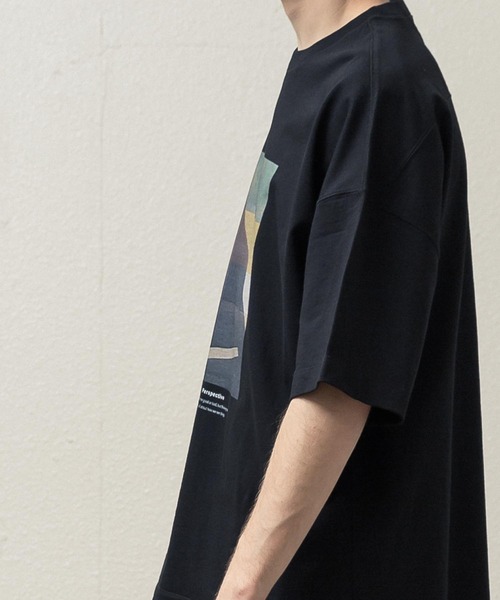 SLICK（スリック）の「ドロップショルダープリントTシャツ(Perspective)（Tシャツ/カットソー・メンズ・ホワイト/ブラック・1/2/3）」の13枚目の写真