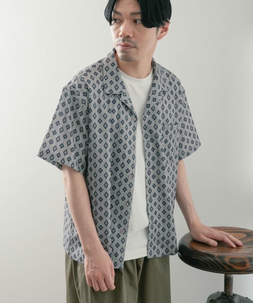 ITEMS URBANRESEARCH（アイテムズ アーバンリサーチ）の「小紋プリント オープンカラー半袖シャツ（シャツ/ブラウス・メンズ・オフホワイト/ネイビー/グレー系その他・MEDIUM/LARGE）」の13枚目の写真