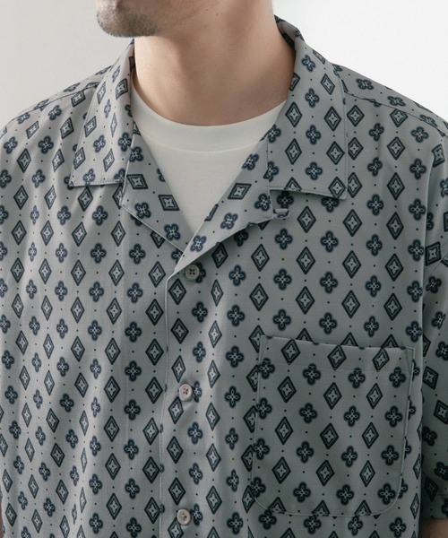 ITEMS URBANRESEARCH（アイテムズ アーバンリサーチ）の「小紋プリント オープンカラー半袖シャツ（シャツ/ブラウス・メンズ・オフホワイト/ネイビー/グレー系その他・MEDIUM/LARGE）」の19枚目の写真