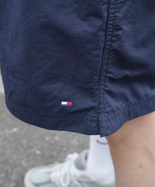 TOMMY HILFIGER(トミーヒルフィガー)の「TOMMY HILFIGER / トミー ヒルフィガー THE TOMMY TRUNK ボードショーツ(水着・メンズ・ブルー/ネイビー/レッド/ブラック・X-LARGE/LARGE/MEDIUM)」の11枚目の写真