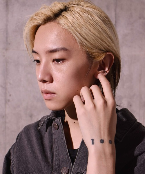LHME（エルエイチエムイー）の「【WEB限定】“THE YOUTH 2020”ダイバーシティイヤーカフ/TYPE A/サージカルステンレス（金属アレルギー対応）【LHME / エルエイチエムイー】（イヤーカフ・レディース・シルバー・ONE SIZE）」の10枚目の写真