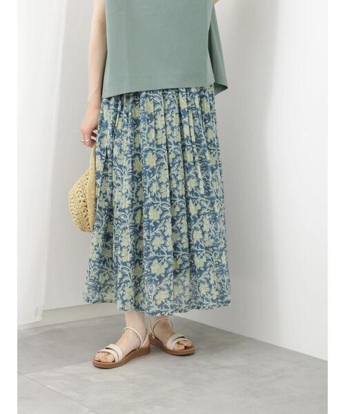 Samansa Mos2 blue（サマンサモスモスブルー）の「花柄ボイルギャザースカート（スカート・レディース・ブルー/キナリ/カーキ・F）」の5枚目の写真