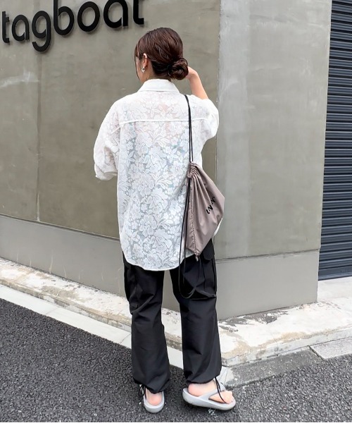 feepur（フェピュール）の「レースルーズシャツ（シャツ/ブラウス・レディース・アイボリー/ブラック・MEDIUM）」の17枚目の写真