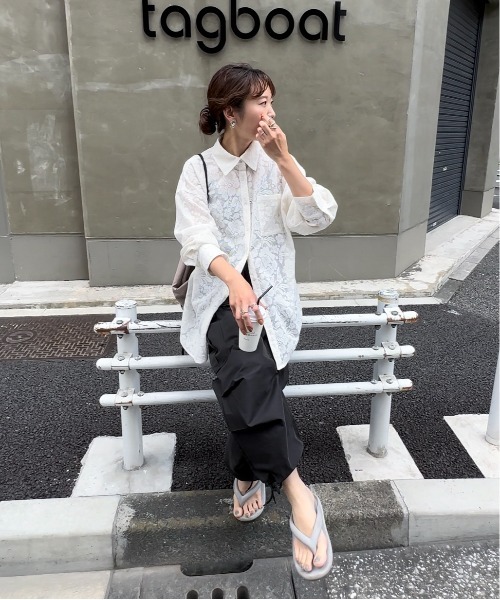 feepur（フェピュール）の「レースルーズシャツ（シャツ/ブラウス・レディース・アイボリー/ブラック・MEDIUM）」の11枚目の写真