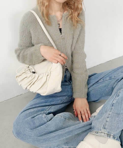 CLEA(クレア)の「シャギーニットWジップクロップド丈トップス(ニット/セーター・レディース・ライトグレー/ホワイト/ブラック・FREE)」の17枚目の写真