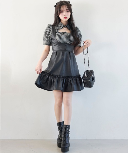 TITTY&CO.（ティティーアンドコー）の「【2色展開】バストアップフリルジャンパースカート（ジャンパースカート・レディース・マルチ/ブラック・FREE）」の15枚目の写真