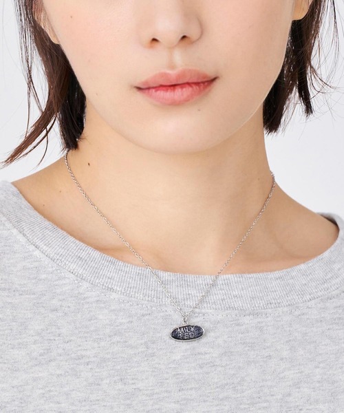 MILKFED.（ミルクフェド）の「ELLIPSE LOGO NECKLACE（ネックレス・レディース・ブラック/ライトピンク/ライトブルー・ONE SIZE）」の9枚目の写真